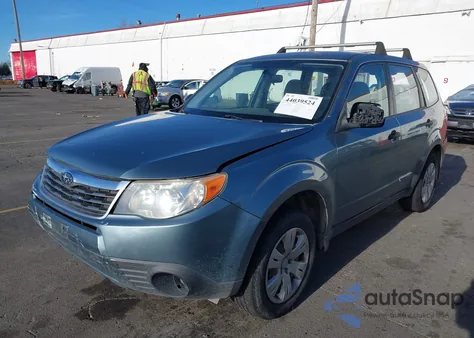 2010 Subaru Forester 2.5X z USA, uszkodzony, nr VIN JF2SH6AC7AH730571